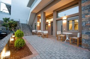 Balkón nebo terasa v ubytování Mylos Modern Apartments,By Idealstay Experience