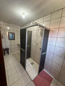 Vonios kambarys apgyvendinimo įstaigoje Pousada Via Ferrugem