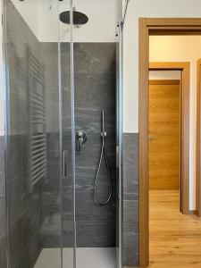 Koupelna v ubytování Bernina Suites - vicino al Bernina Express + 36 fotografií