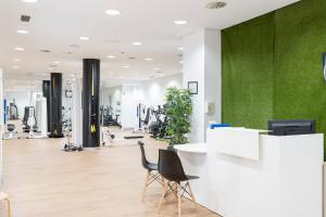 Fitness centrum a/nebo fitness zařízení v ubytování Attica21 Coruña