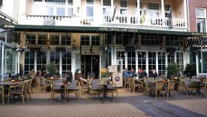 Restaurace v ubytování Hotel Grand Cafe Deight