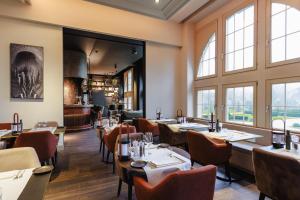 Posezení v ubytování Terhills Hotel + 28 fotografií