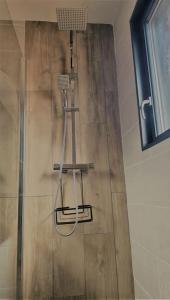 Ένα μπάνιο στο Pied à terre central Pays Basque