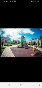 Legeområdet for børn på Sunny Fort apartments Sanny Beach Parking Free