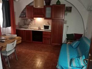 Kuchyňa alebo kuchynka v ubytovaní La Finestra sull'Etna