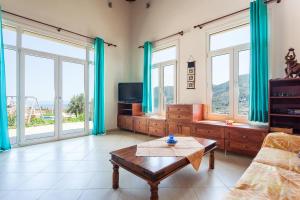 Χώρος καθιστικού στο Villa Anatoli