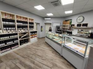 Supermercato o altri negozi dell'agriturismo o nelle vicinanze