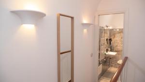 A bathroom at Casa Latilla