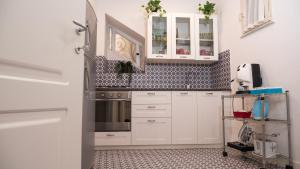 A kitchen or kitchenette at Casa Latilla