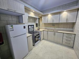 Køkken eller tekøkken på شقق مفروشة + 44 billeder