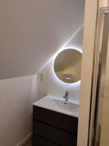 Ένα μπάνιο στο 70m² house entirely renovated!