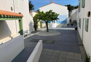 Okolí prázdninového domu + 2 fotografie