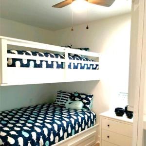 Calypso Cove-3bd 2b-Sleeps up to 12客房内的一张或多张床位