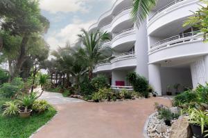 Κήπος έξω από το MATCHA SAMUI RESORT formerly Chaba Samui Resort