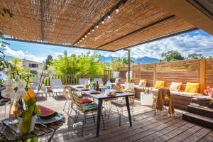 Gallery image of Appartement "Jasmin" 3 chambres avec grande terrasse 6 à 8 personnes in Calvi