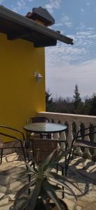 Balkón nebo terasa v ubytování Vila Bronhi