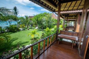Zahrada ubytování D'Muncuk Huts Lembongan