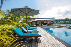 Bazén v ubytování D'Muncuk Huts Lembongan nebo v jeho okolí