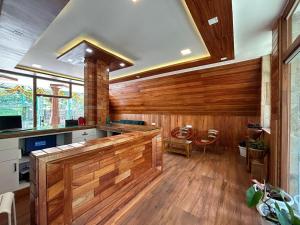 Kuchyň nebo kuchyňský kout v ubytování Suvarna Eco Village
