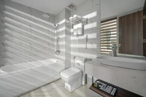 Koupelna v ubytování Lupin Boutique Hotel Danang