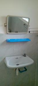 Bathroom sa Bon Tai Oasis Bungalows