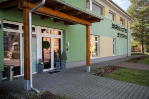 Byggingin sem hótelið er í