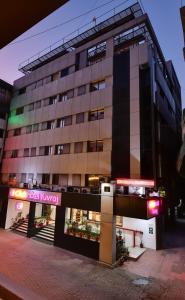 Budova, kde se hotel nachází