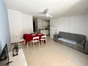 Kuchnia lub aneks kuchenny w obiekcie Apartamentos Bernat 3000