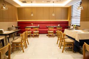 Restoran atau tempat makan lain di Starway Hotel Zhengzhou Weilai Road
