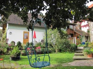 Ein Garten an der Unterkunft Obst- Ferienhof Ragg
