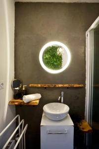 Kúpeľňa v ubytovaní Modern stud’ *hyper centre* 50m de la mer*
