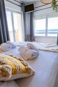 Gallery image of HOTEL RESTAURANT LA COTE REVEE in Leucate +26 photos
