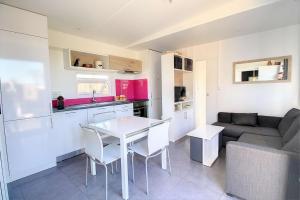 Foto dalla galleria di Cottage Premium, camping 5* avec parc aquatique a Hudimesnil Altre 32 foto