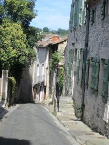 Φωτογραφία από το άλμπουμ του Chambre d'Hôtes La Tour de Brazalem σε Nerac