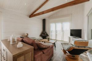 Μια τηλεόραση ή/και κέντρο ψυχαγωγίας στο Petit Luxe Pineda