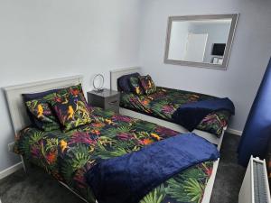 Postel nebo postele na pokoji v ubytování ELLIEMAYS