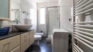Ванная комната в Ferrarese 160-2