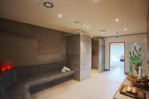 Posezení v ubytování Hotel Grohnder Fährhaus
