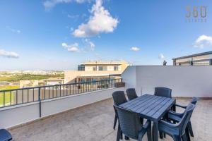 Balkón nebo terasa v ubytování Beautiful PENT with terrace & spectacular views by 360 Estates