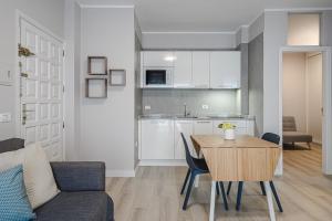 Dapur atau dapur kecil di Hermitage Homes PSJ