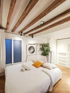 Krevet ili kreveti u jedinici u objektu Saint-Germain-Des-Près Love Story