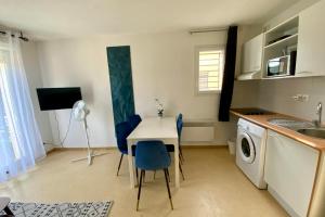 Η κουζίνα ή μικρή κουζίνα στο Les Naïades H42 - 2 bedrooms for 6 people !