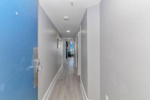 Φωτογραφία από το άλμπουμ του Stunning Double Unit Condo-Both Newly Renovated with Spectacular Views- Atlantica 451/452 σε Myrtle Beach