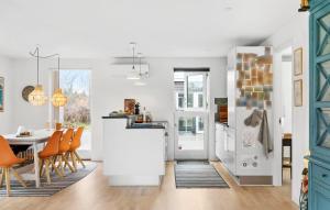 Φωτογραφία από το άλμπουμ του 3 Bedroom Amazing Home In Græsted σε Græsted +16 φωτογραφίες