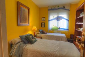 Posteľ alebo postele v izbe v ubytovaní Center Family Apartment by Hello Homes Sitges