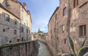 Ảnh trong thư viện ảnh của 1 Bedroom Stunning Apartment In Gubbio ở Gubbio +19 ảnh