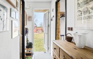 Fotografie z fotogalerie ubytování Cozy Home In Stubbekøbing With Wifi v destinaci Stubbekøbing