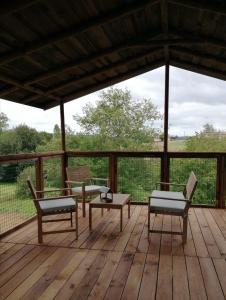 Photo de la galerie de l'établissement Camping et Hotel Château du Haget, à Montesquiou