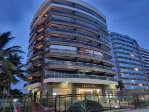 O edifício em que o apartamento se localiza