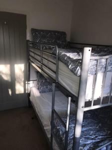Φωτογραφία από το άλμπουμ του Bayview House σε Skewen +5 φωτογραφίες